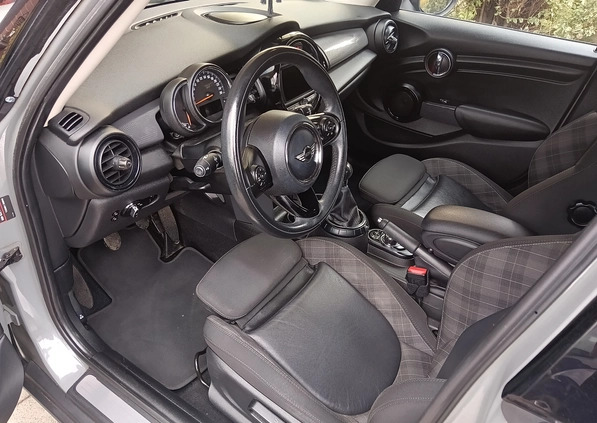 MINI Cooper cena 64700 przebieg: 67100, rok produkcji 2017 z Gołańcz małe 667